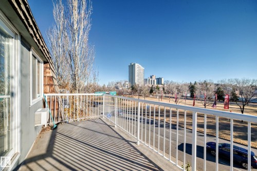 417 8604 Gateway Boulevard, Edmonton, AB - Outdoor