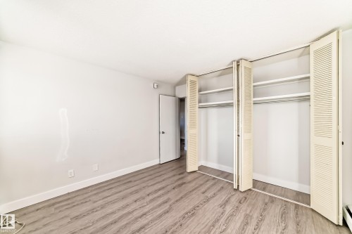 417 8604 Gateway Boulevard, Edmonton, AB - Indoor Photo Showing Other Room