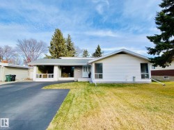 422 EVERGREEN Street  Sherwood Park, AB T8A 1K3