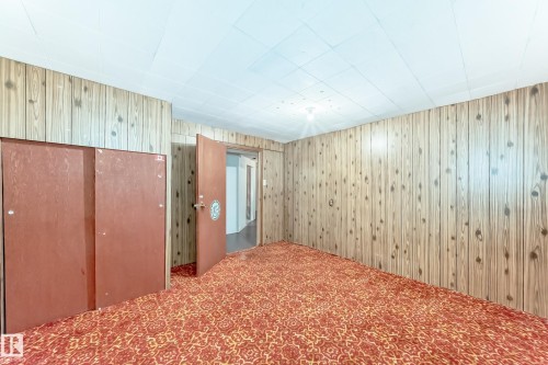 422 Evergreen Street, Sherwood Park, AB - Indoor Photo Showing Other Room