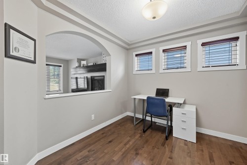 2608 Anderson Crescent, Edmonton, AB - Indoor Photo Showing Other Room