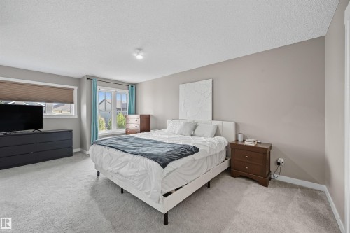 2608 Anderson Crescent, Edmonton, AB - Indoor Photo Showing Bedroom
