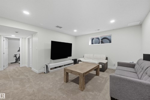 2608 Anderson Crescent, Edmonton, AB - Indoor