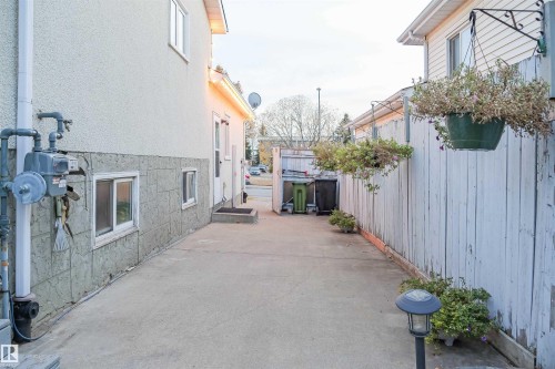 3720 25 Ave, Edmonton, AB - Outdoor With Exterior