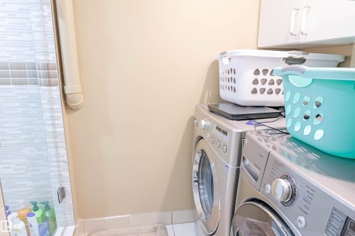 3720 25 Ave, Edmonton, AB - Indoor Photo Showing Laundry Room
