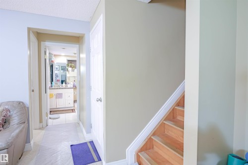 3720 25 Ave, Edmonton, AB - Indoor Photo Showing Other Room