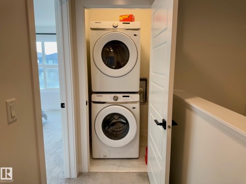 54 Sienna Boulevard, Fort Saskatchewan, AB - Indoor Photo Showing Laundry Room