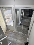 535 WILLOW Court  Edmonton, AB T5T 2K7