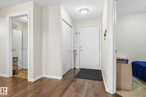 310 2204 44Ave, Edmonton, AB - Indoor Photo Showing Other Room
