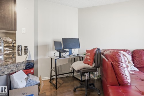 310 2204 44Ave, Edmonton, AB - Indoor Photo Showing Office