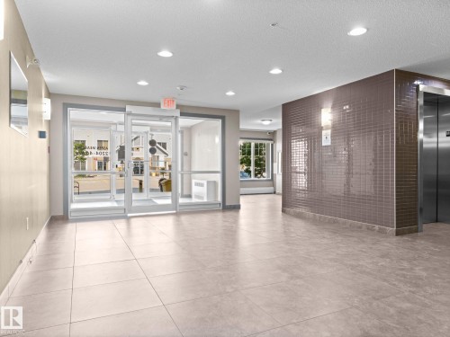 310 2204 44Ave, Edmonton, AB - Indoor