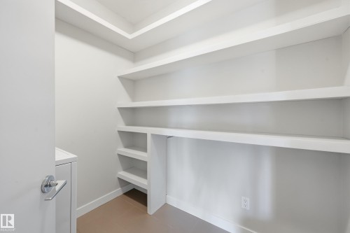 315 10611 117 Street, Edmonton, AB - Indoor With Storage