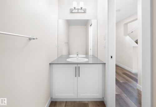 752 Berg Loop, Leduc, AB - Indoor Photo Showing Other Room