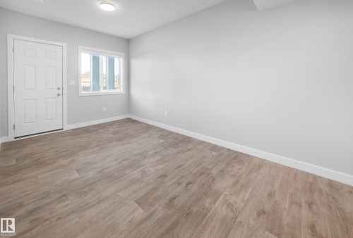 752 Berg Loop, Leduc, AB - Indoor Photo Showing Other Room