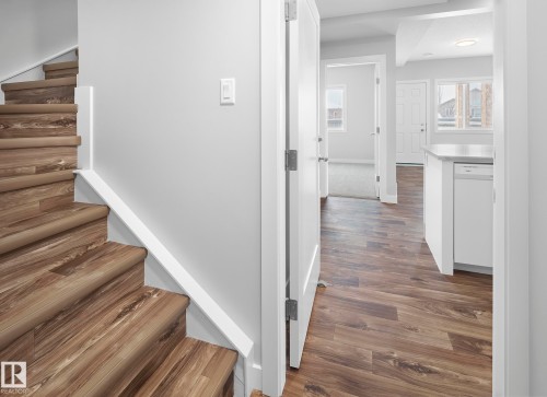 760 Berg Loop, Leduc, AB - Indoor Photo Showing Other Room