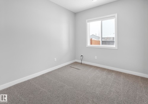 760 Berg Loop, Leduc, AB - Indoor Photo Showing Other Room