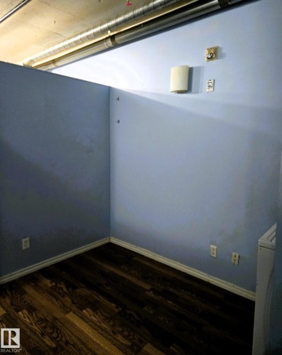607 10024 Jasper Avenue, Edmonton, AB - Indoor Photo Showing Other Room