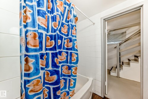 10931 98 Street, Edmonton, AB - 