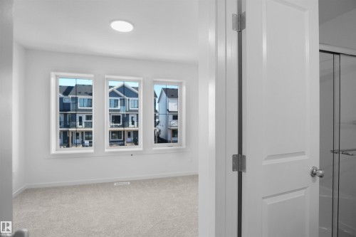 11 Elizabeth Gardens, Spruce Grove, AB - Indoor Photo Showing Other Room