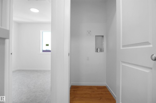 11 Elizabeth Gardens, Spruce Grove, AB - Indoor Photo Showing Other Room
