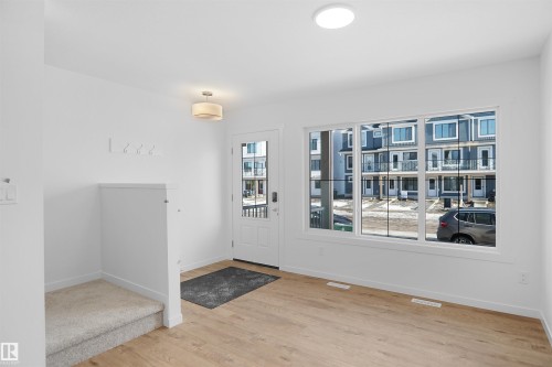 11 Elizabeth Gardens, Spruce Grove, AB - Indoor Photo Showing Other Room