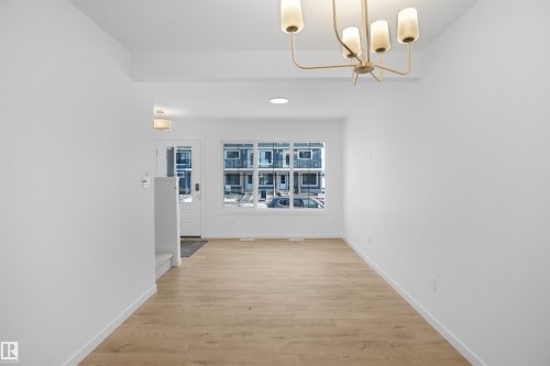 11 Elizabeth Gardens, Spruce Grove, AB - Indoor Photo Showing Other Room