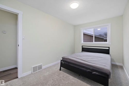 12828 125 Street, Edmonton, AB - Indoor Photo Showing Bedroom