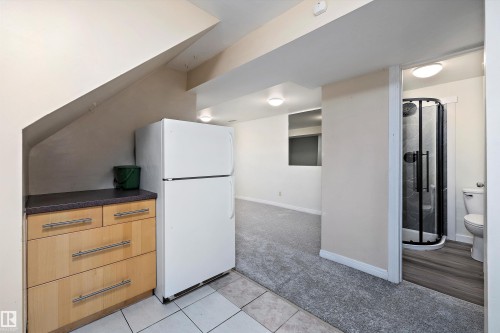 12828 125 Street, Edmonton, AB - Indoor Photo Showing Other Room