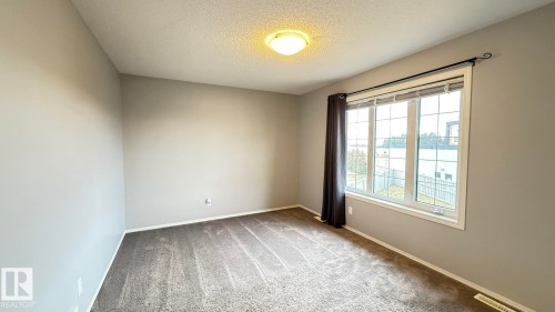 7185 Cardinal Way, Edmonton, AB - Indoor Photo Showing Other Room