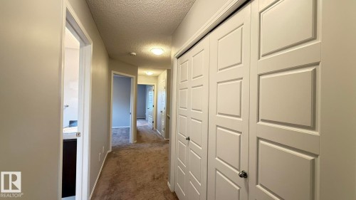 7185 Cardinal Way, Edmonton, AB - Indoor Photo Showing Other Room
