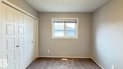 7185 Cardinal Way, Edmonton, AB - Indoor Photo Showing Other Room