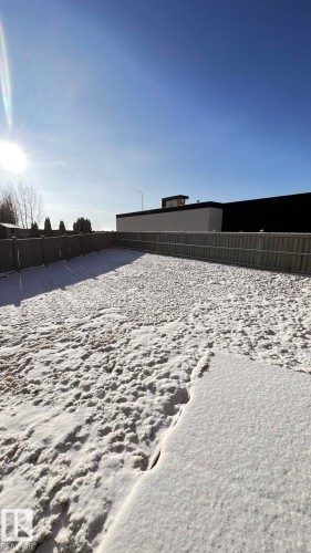 7185 Cardinal Way, Edmonton, AB - Outdoor