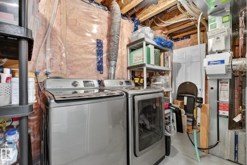 2465 Austin Crescent, Edmonton, AB - Indoor Photo Showing Laundry Room