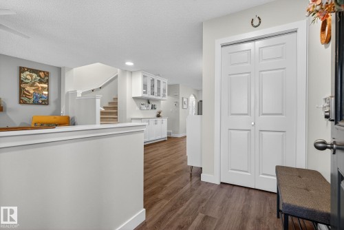 2465 Austin Crescent, Edmonton, AB - Indoor Photo Showing Other Room