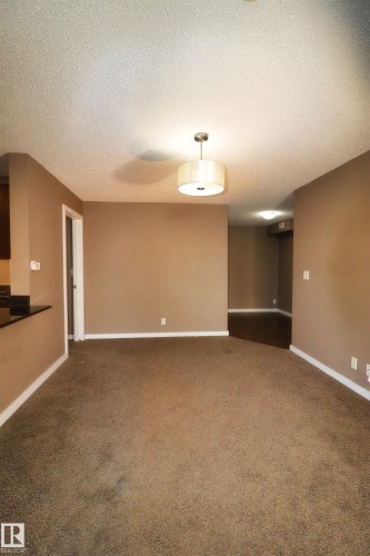 124 12025 22 Avenue, Edmonton, AB - Indoor Photo Showing Other Room