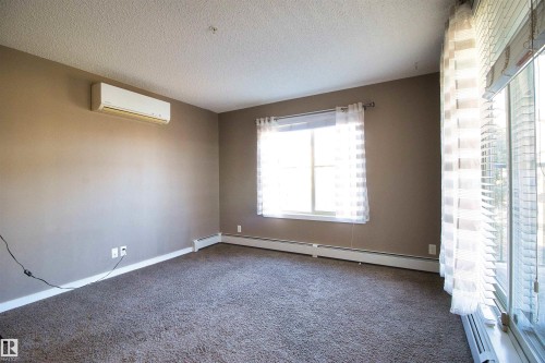 124 12025 22 Avenue, Edmonton, AB - Indoor Photo Showing Other Room