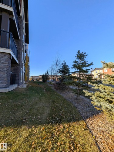 124 12025 22 Avenue, Edmonton, AB - Outdoor