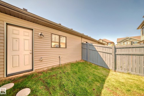 5043 Kinney Link, Edmonton, AB - Outdoor With Exterior