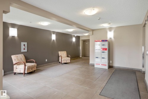 319 13907 136 Street, Edmonton, AB - Indoor