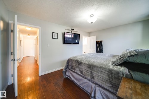 16524 78 Avenue, Edmonton, AB - Indoor Photo Showing Bedroom