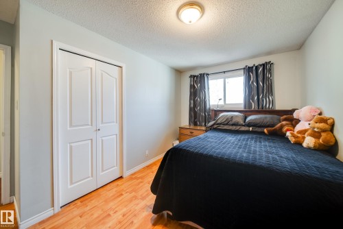 16524 78 Avenue, Edmonton, AB - Indoor Photo Showing Bedroom