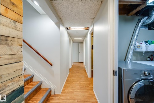 16524 78 Avenue, Edmonton, AB - Indoor Photo Showing Laundry Room