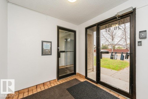 204 14004 26 Street, Edmonton, AB - Indoor Photo Showing Other Room
