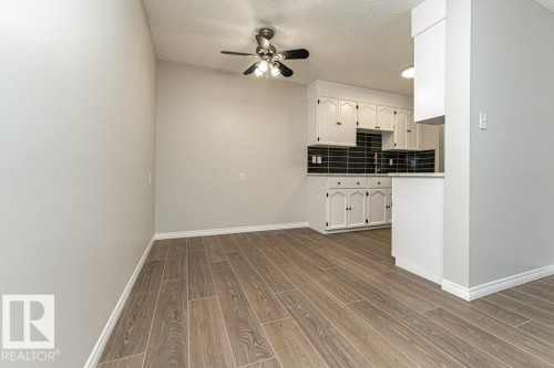 204 14004 26 Street, Edmonton, AB - Indoor Photo Showing Kitchen