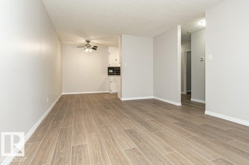 204 14004 26 Street, Edmonton, AB - Indoor Photo Showing Other Room