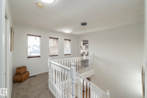 12 Elsinore Place, Edmonton, AB - Indoor Photo Showing Other Room