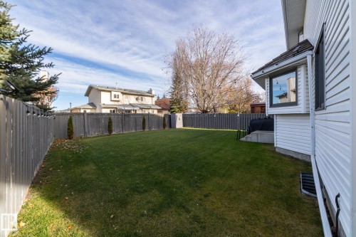 12 Elsinore Place, Edmonton, AB - Outdoor