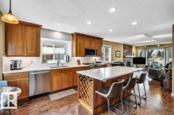 15419 78 Street  Edmonton, AB T5Z 2S8