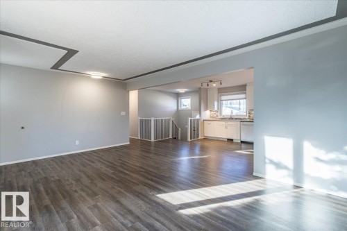 10982 164 Street, Edmonton, AB - Indoor