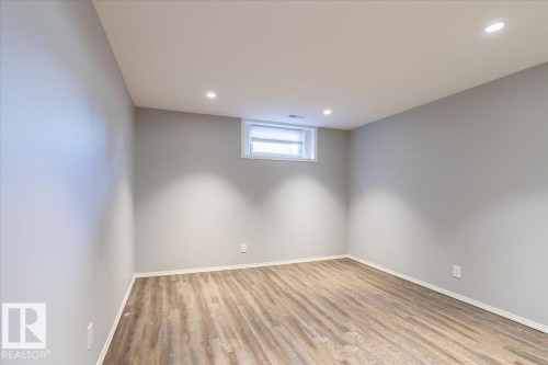 10982 164 Street, Edmonton, AB - Indoor